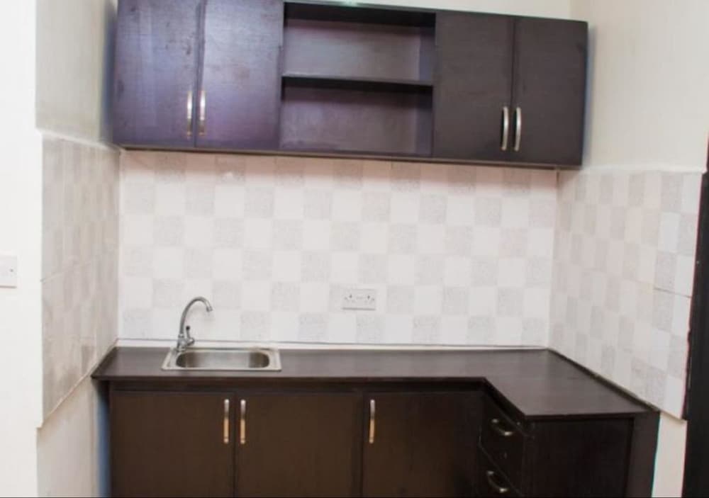 Фото Esporta Hotel Yaba