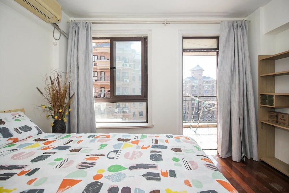 Фото Ellies Apartment Biyun Branch