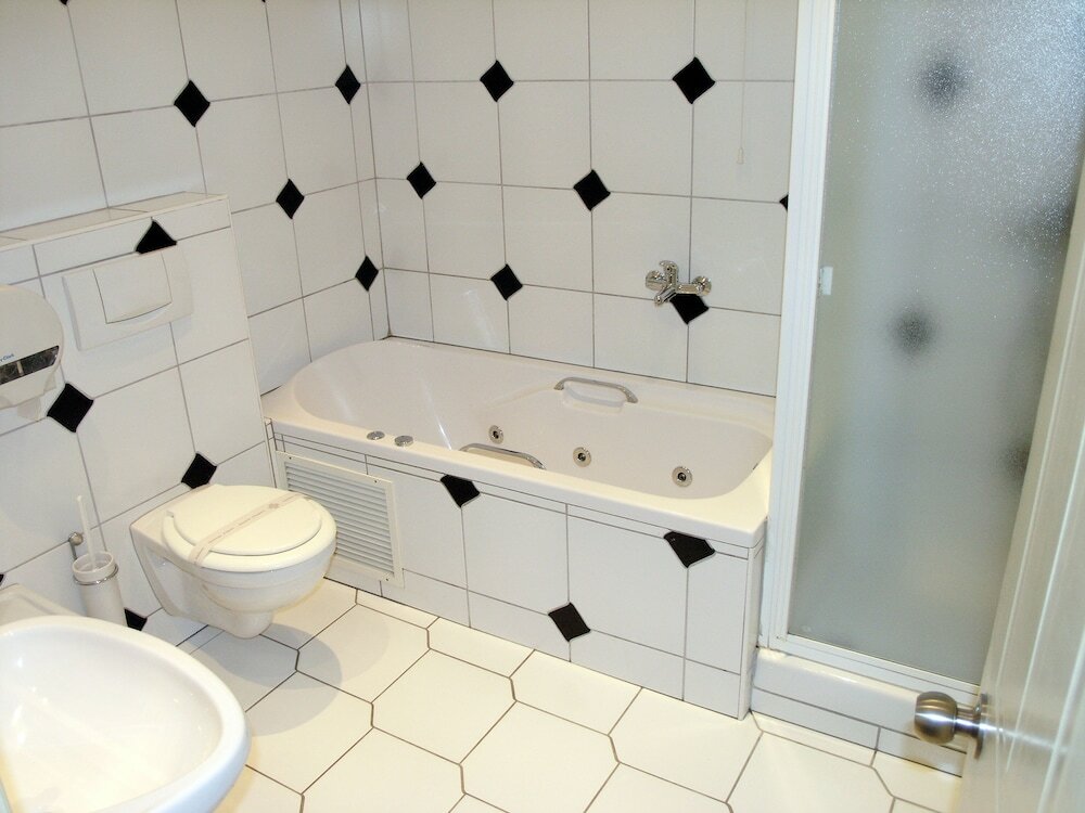 Фото Hotel Kralj Tomislav