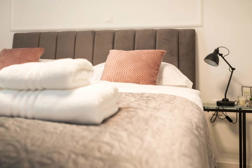 Фото Luxury Rooms With Balcony