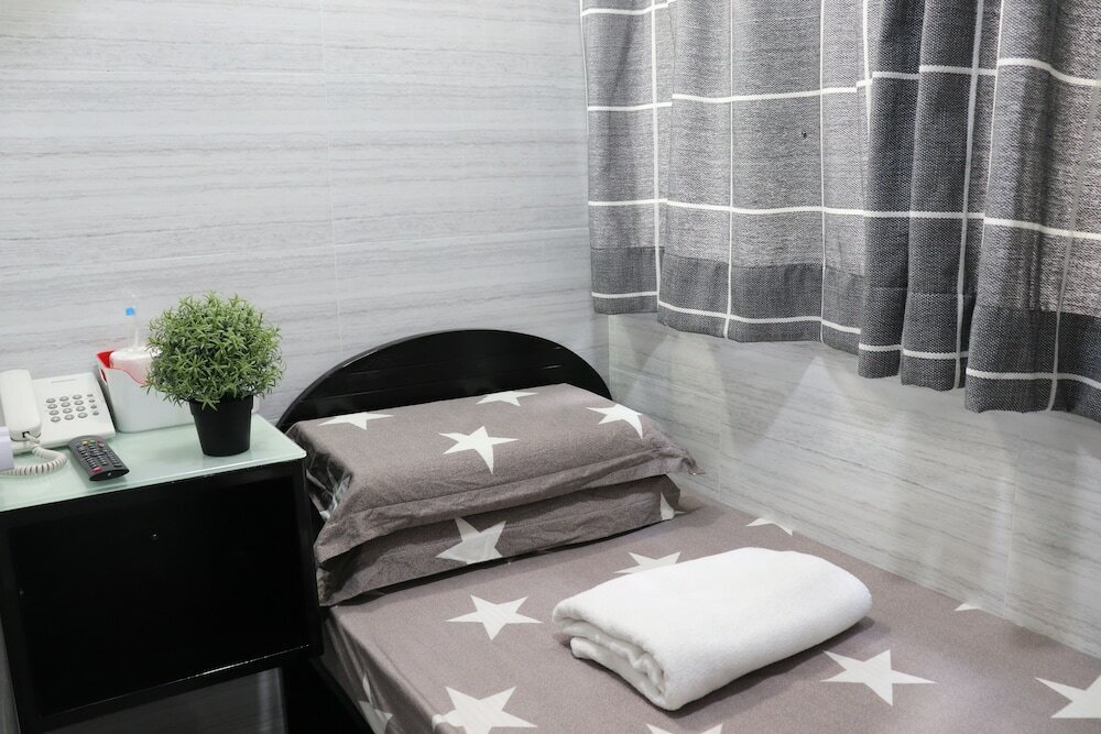 Фото Tom's Guest House