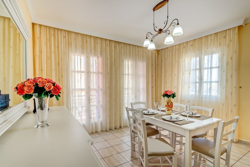 Фото Casa di Elena Venetian Old Town Home