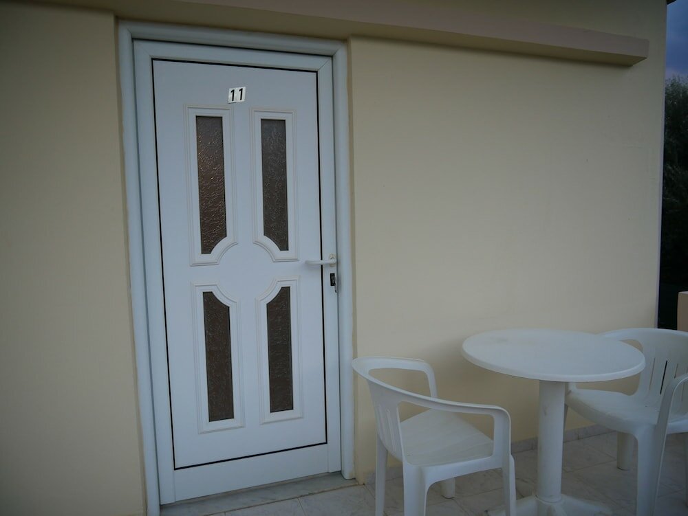 Фото Litinas Apartments