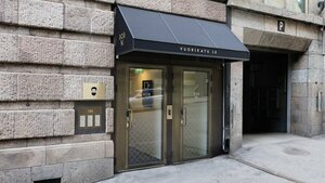 Гостиница Bob W City Centre