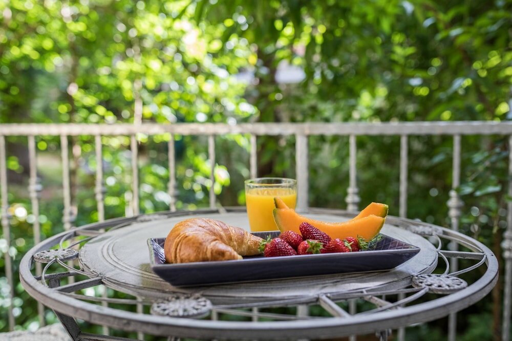 Фото Luxury Rooms With Balcony