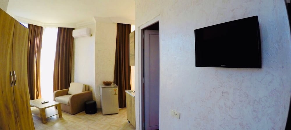 Фото Отель Batumi Inn