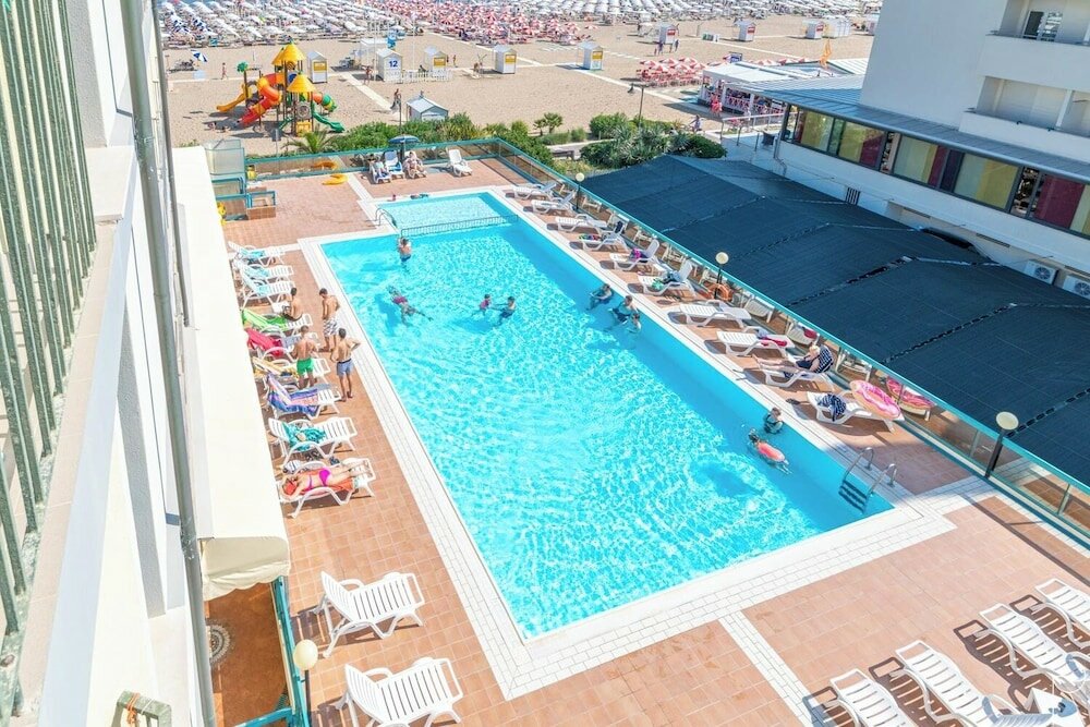 Фото Hotel Touring