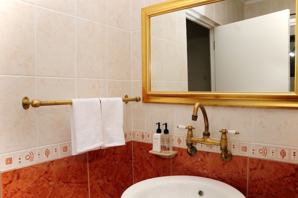 Фото The Salt House