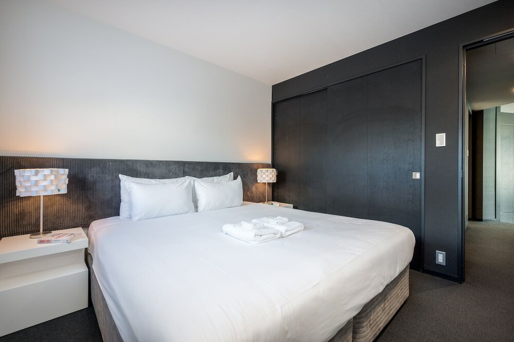 Фото Kira Kira Suites by H2 Life