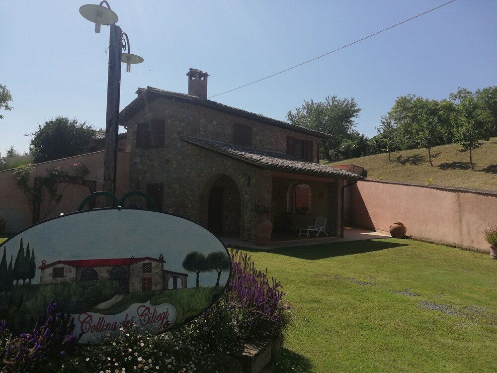 Фото La Collina dei Ciliegi