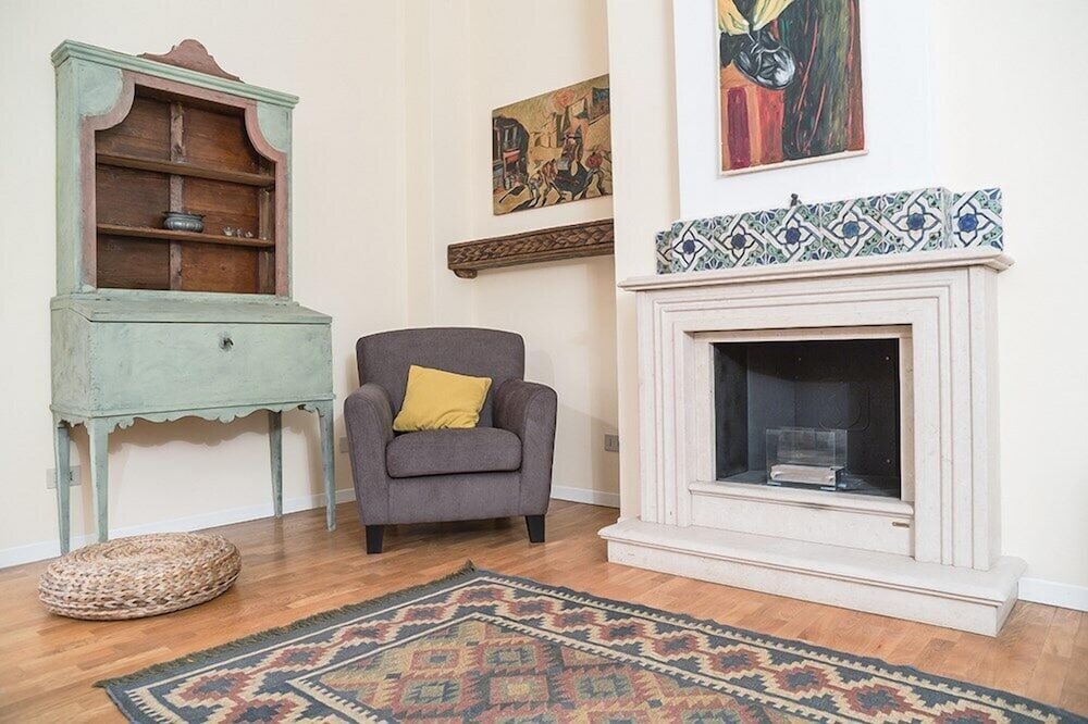 Фото Casa all'ex Fabbrica di Pomodoro