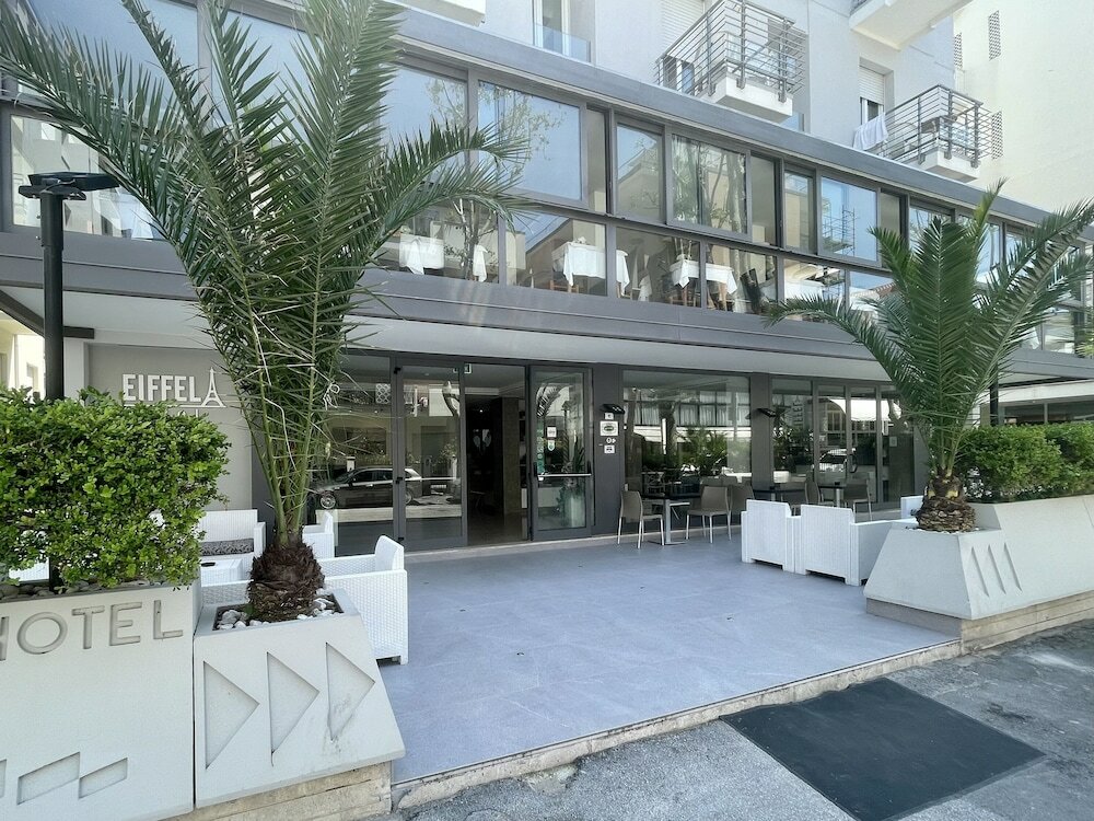 Фото Hotel Eiffel