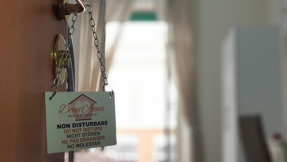 Фото Donn'Anna Bed & Breakfast