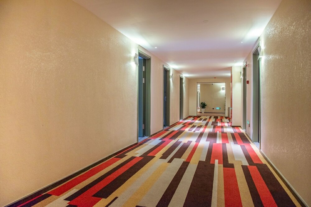 Фото Ibis Xian Qinglong Temple