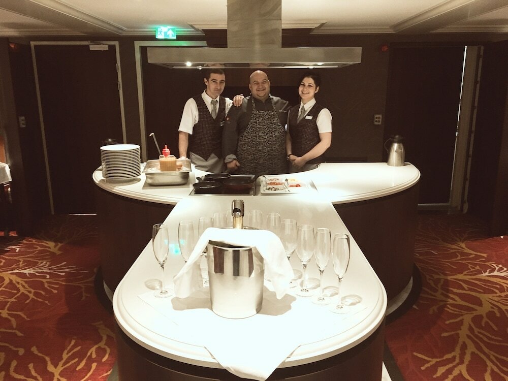 Фото Select Ms Charles Dickens - Neuss