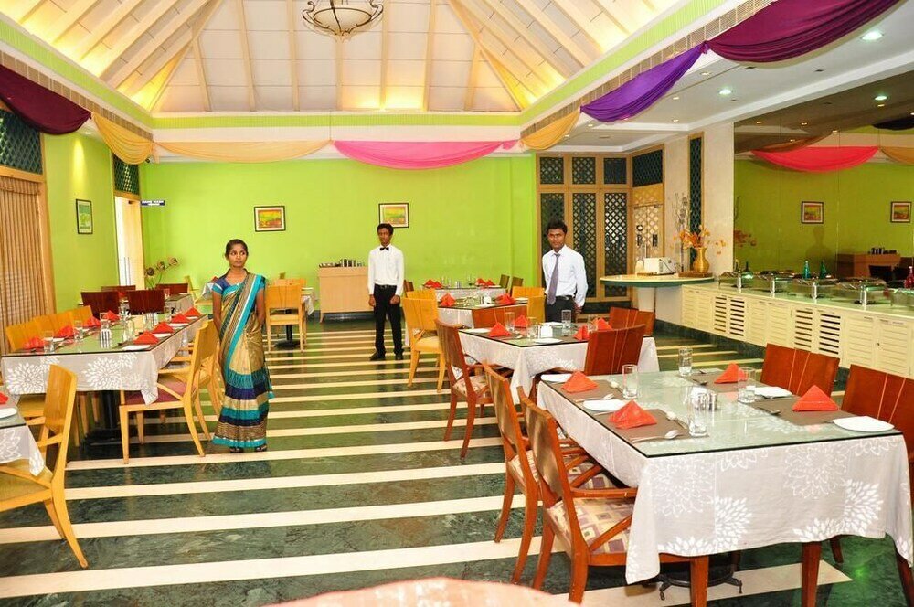 Фото Parsons Court