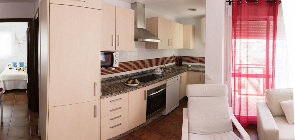 Фото Apartamentos San Francisco by Summerland