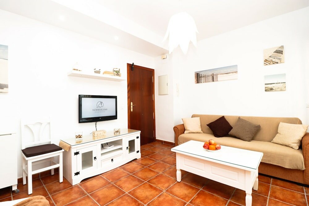 Фото Apartamentos San Francisco by Summerland