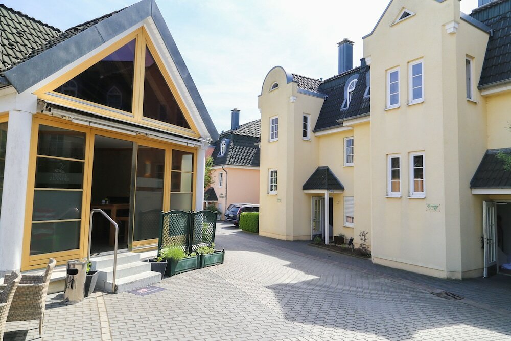 Фото Hotel Zwei Länder