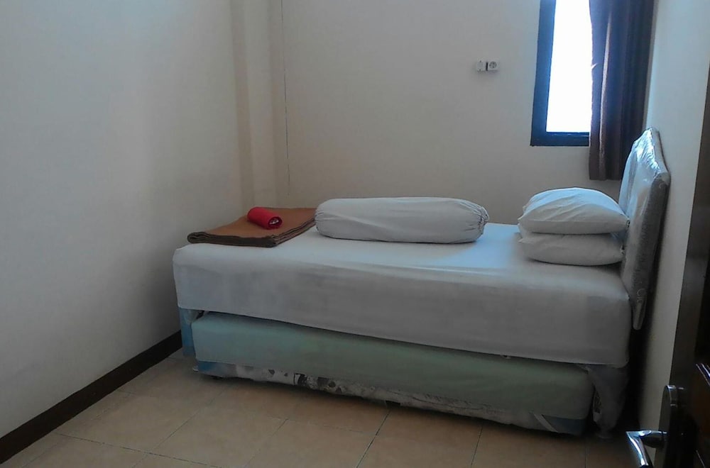 Фото Imam Bonjol Hostel