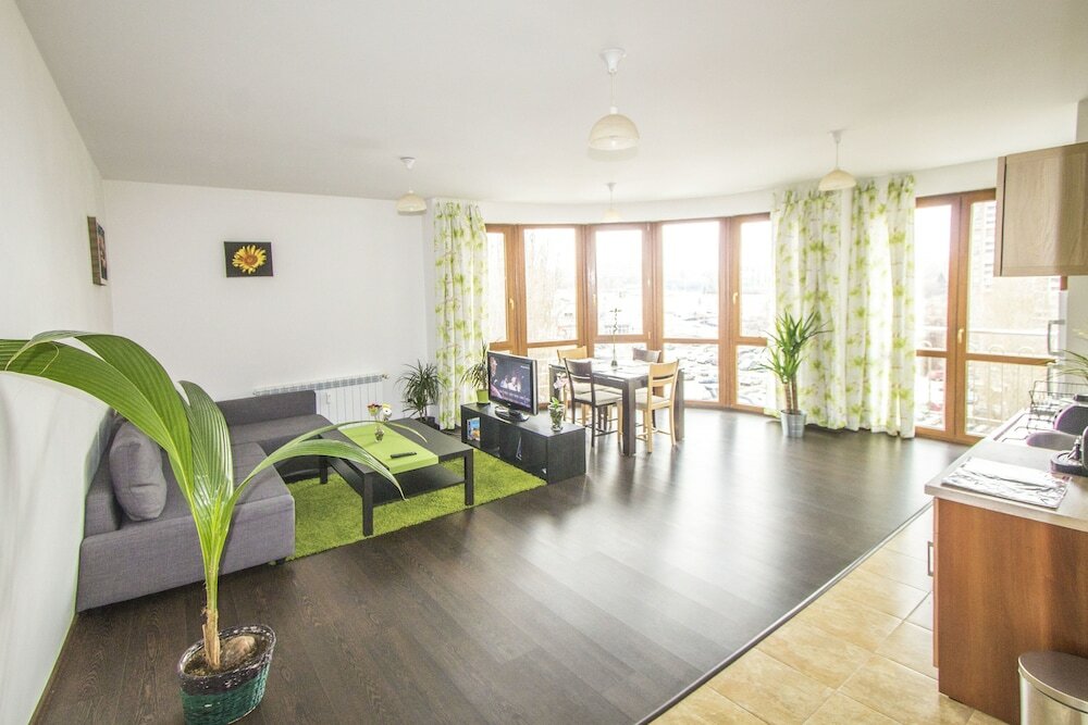 Фото Flora Apartment Centrum