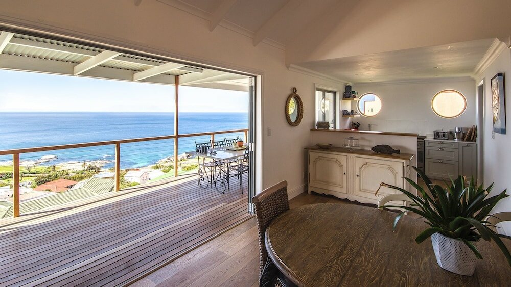 Фото Oceans Drift Guest House - Adults Only