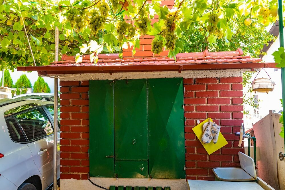 Фото Apartments Kiwi Karin