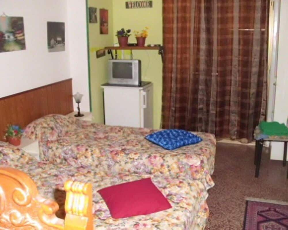 Фото Central Accommodation