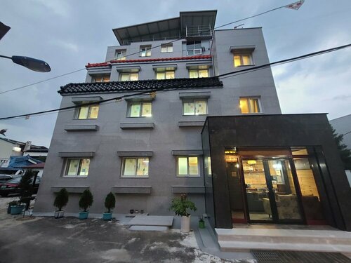 Гостиница Jeonju Hanok Village Stay Haru в Чонджу