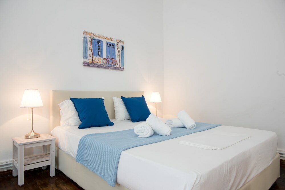 Фото Three Bedroom Traditional Village House