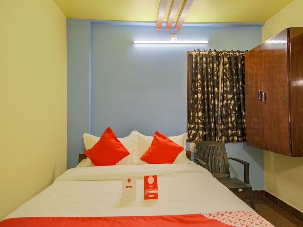 Фото Oyo 10711 Hotel Nsnr Residency