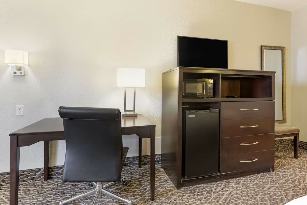 Фото Best Western West Monroe Inn