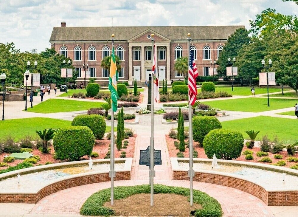 Фото Holiday Inn Hotel & Suites Tallahassee Conference Ctr N, an Ihg Hotel