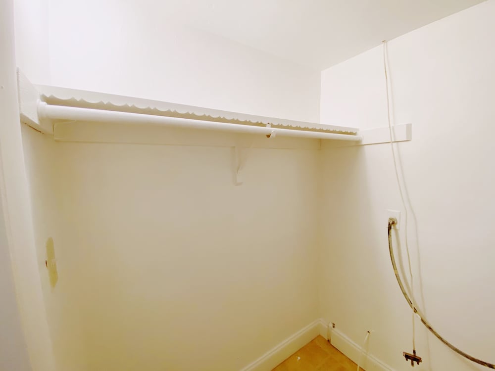 Фото Bayview Regency Apartments by Lowkl