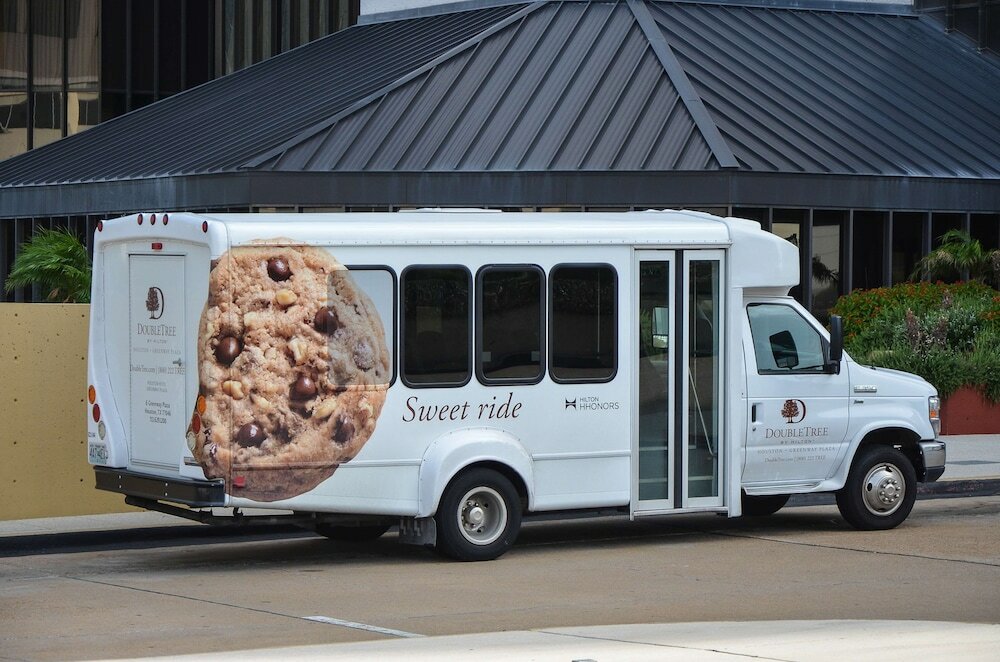 Фото DoubleTree by Hilton Hotel Houston - Greenway Plaza