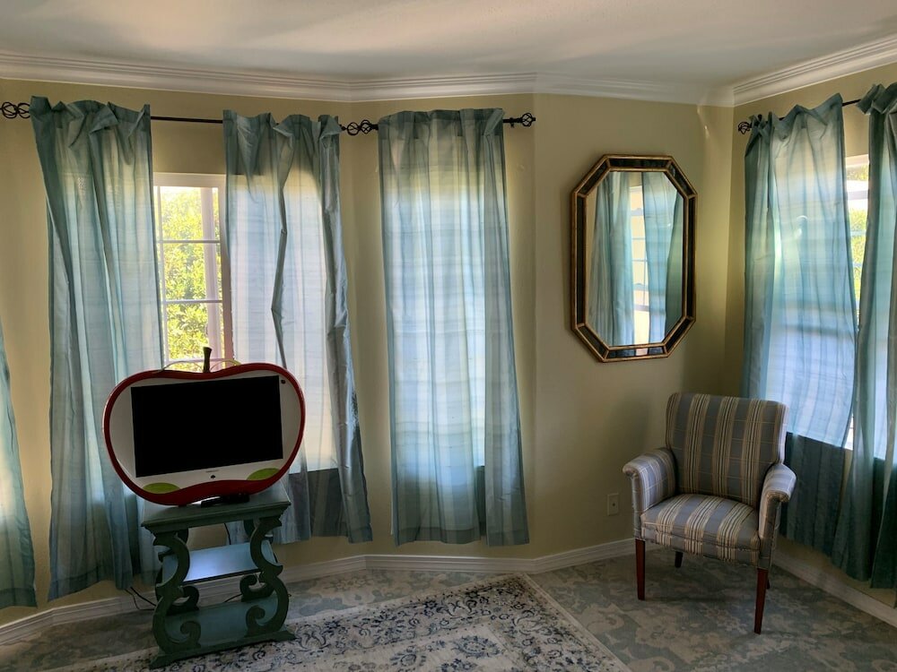 Фото Barton Bed & Breakfast