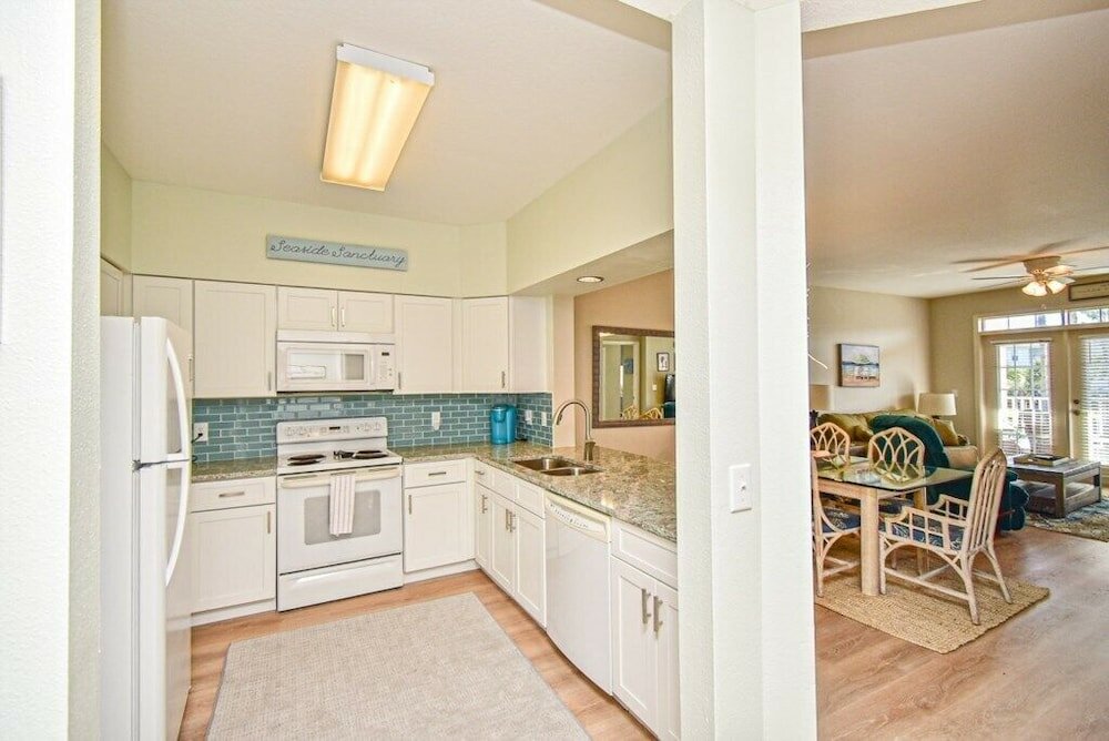 Фото Seaside at Anastasia 306