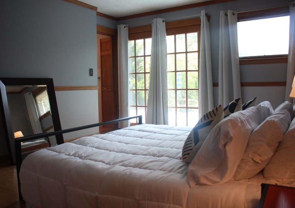 Фото Stunning 3bd/2ba Vacation House in the Vineyard