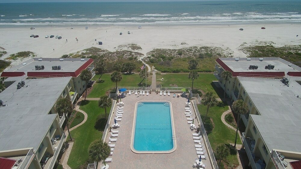 Фото Ocean View 2 Bed, 2 Bath, Steps to the Beach - Spanish Trace 240