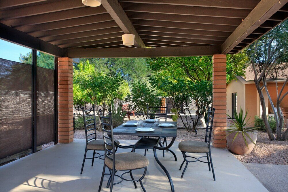 Фото Az Oasis! Heated Pool & SPA - Sport Court & Putting Greens Pool Table & Games!