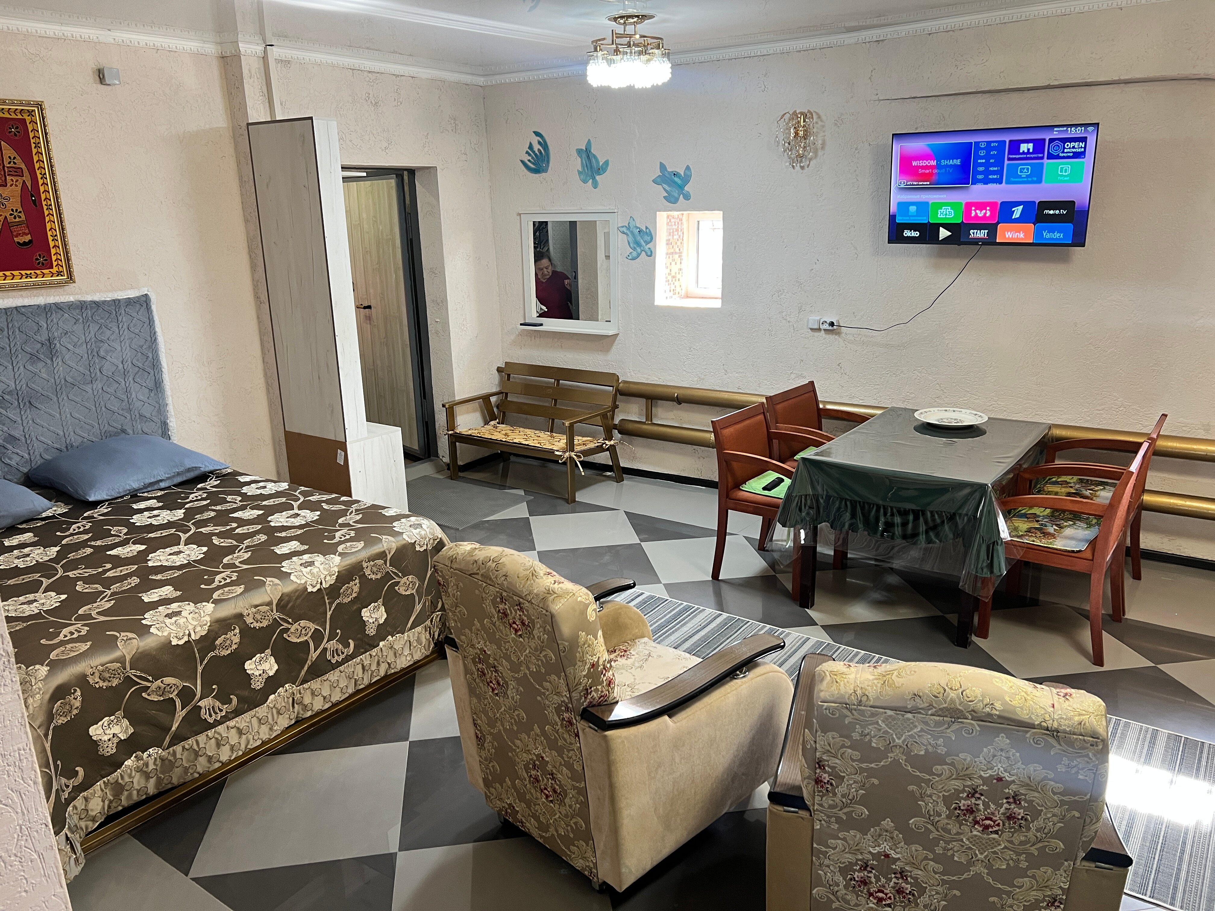 Фото отеля 1