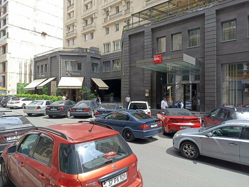 Гостиница Ibis Yerevan Center в Ереване