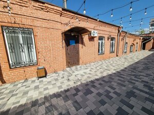 Kyzylzhar Art Center (Zhambyl Zhabayev Street, 145А) ، مركز المعارض
