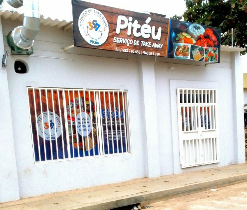 Cafe Pitéu, Loanda, photo