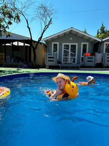 Гостиница Full House в Гудауте