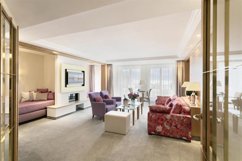 Фото Hotel Bayerischer Hof