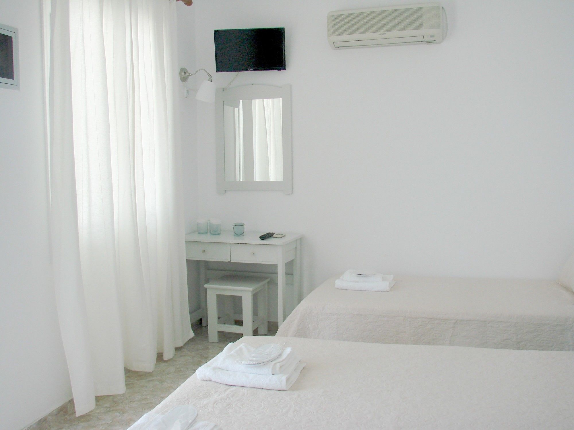 Фото Evi Evan Hotel