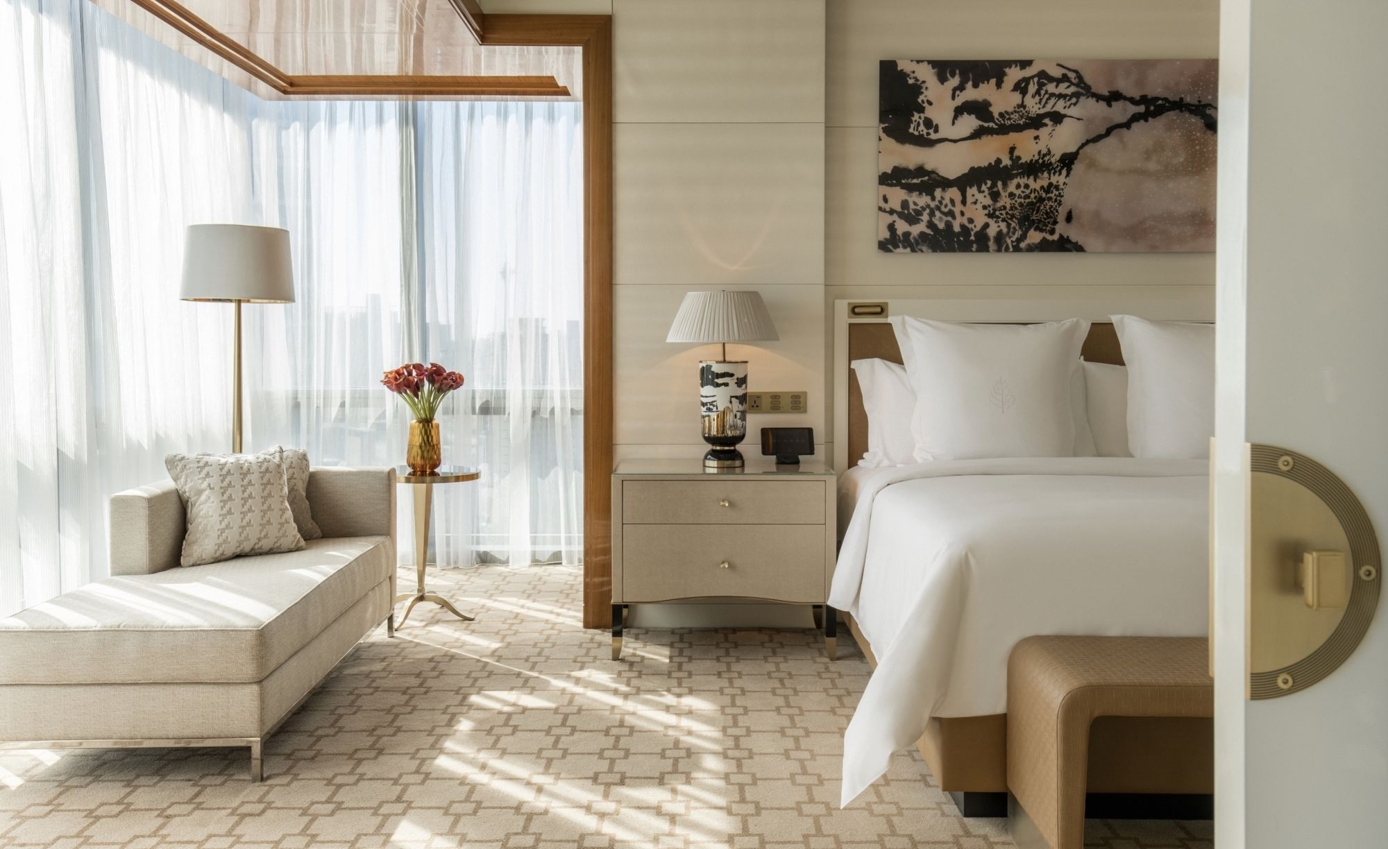 Фото Four Seasons Hotel Tianjin