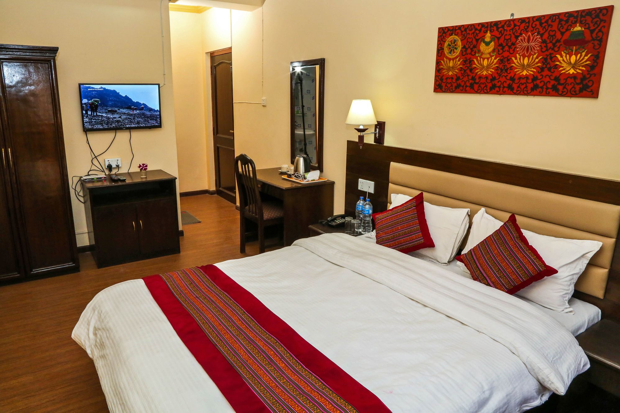 Фото Hotel Namtso