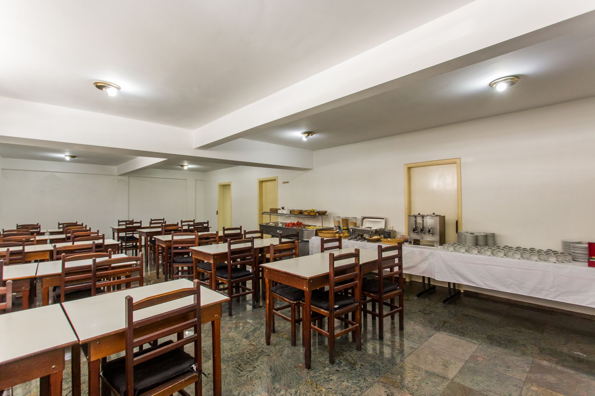 Фото Hotel Cardim Plaza